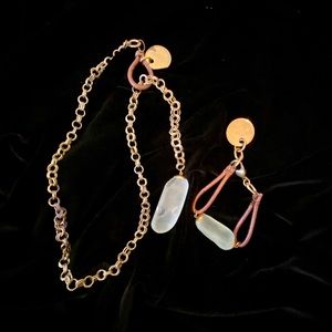 Necklace and bracelet set